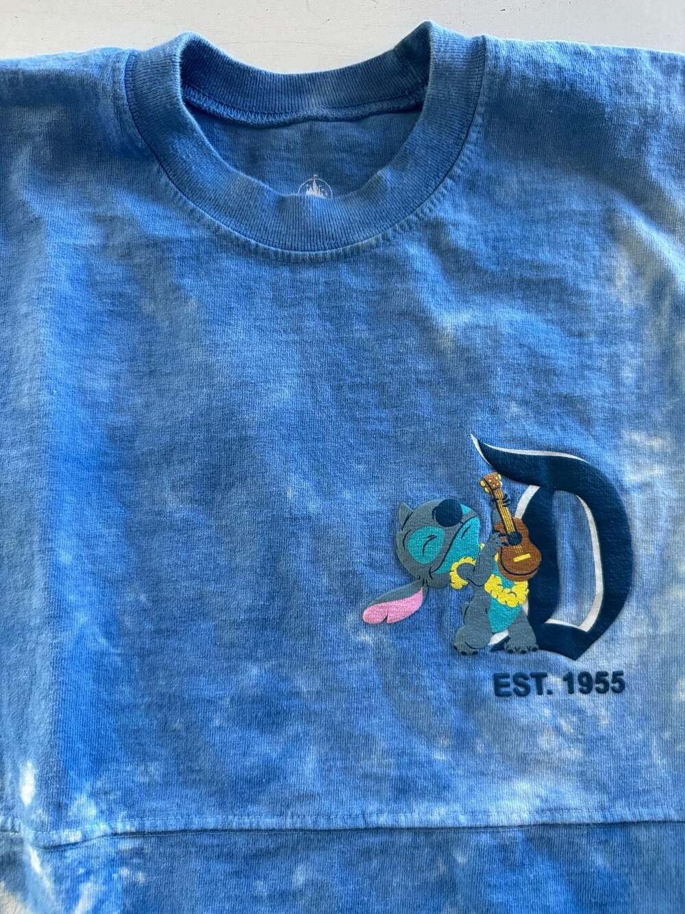 Disneyland Resort Tie Dye Lilo & Stitch Vacation Spirit Jersey Adult Small Disne